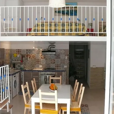 La Dimora Di Adriana - A Few Steps From The Beach Apartment